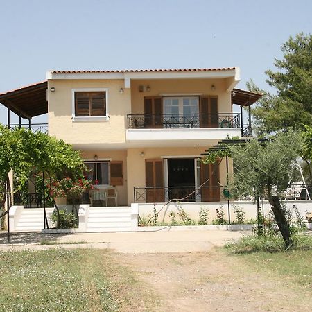 Villa Vlichos 阿马林索斯 外观 照片