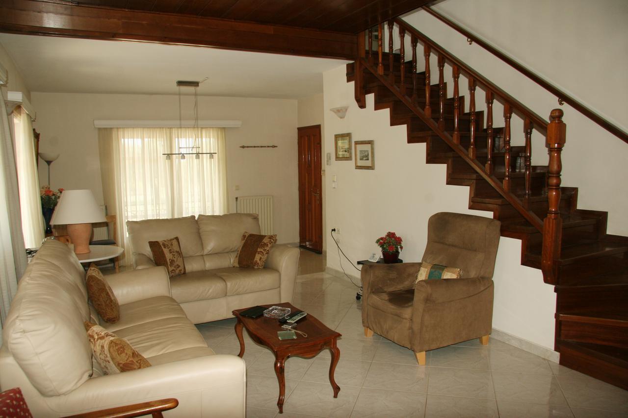 Villa Vlichos 阿马林索斯 外观 照片